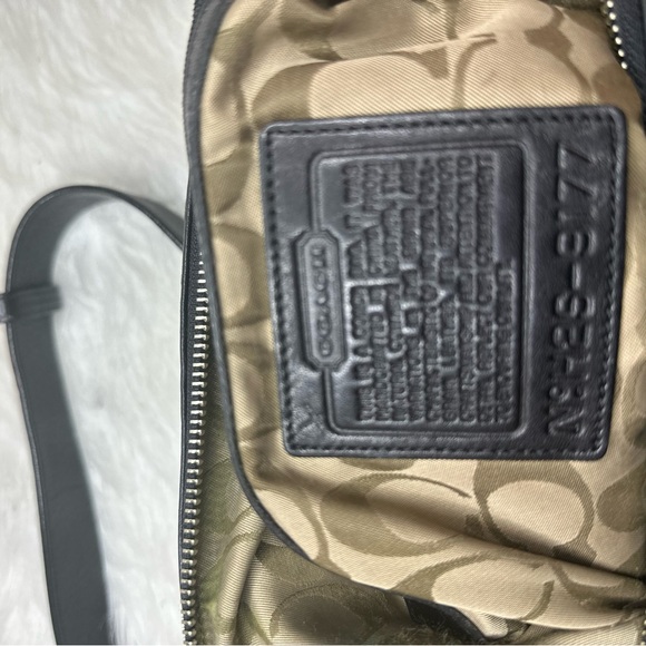 Designer Classic Coach Bag - Picture 2 of 5